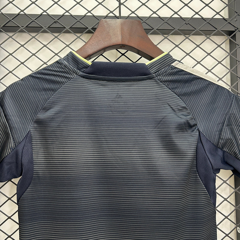 Kit Infantil Real Madrid Visitante 25/26