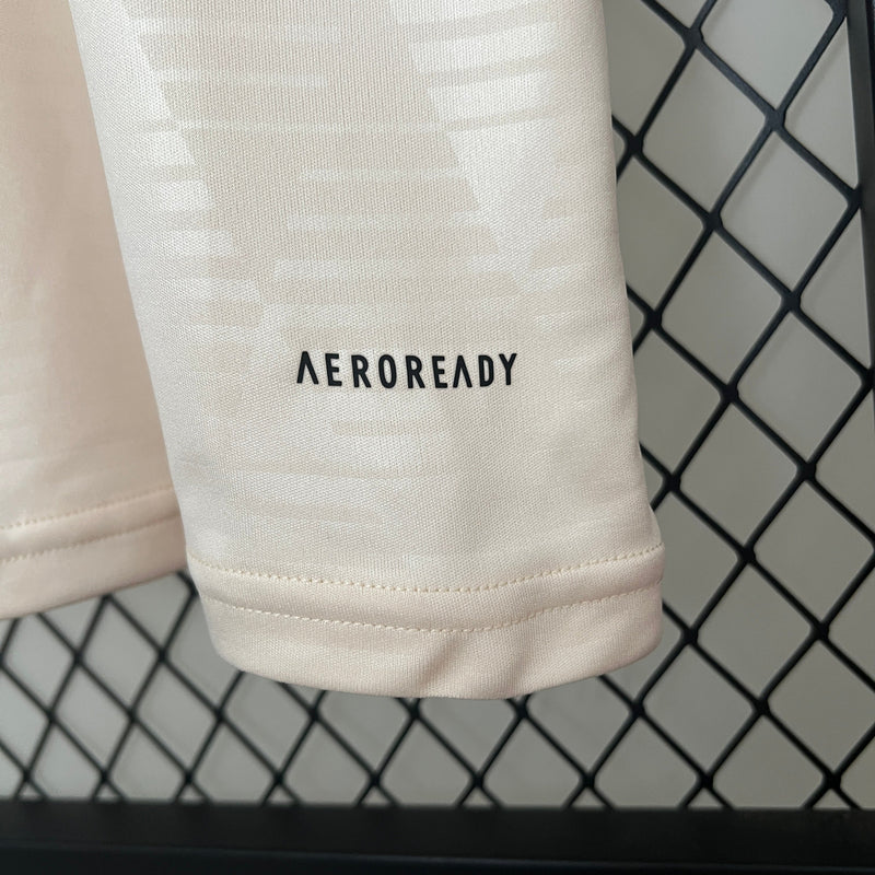 Camisa Bayern de Monique Terceira Camisa 24/25